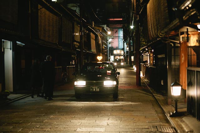 Heart taxi in Gion - the cat you and us