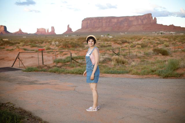 Damaris Monument Valley - The cat, you and us