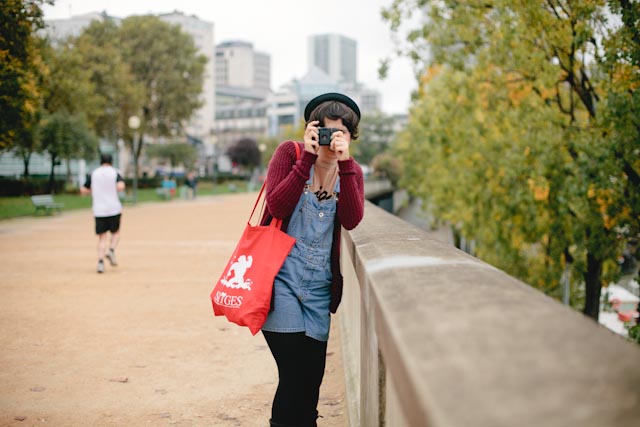 Taking pictures in Paris - The cat, you and us