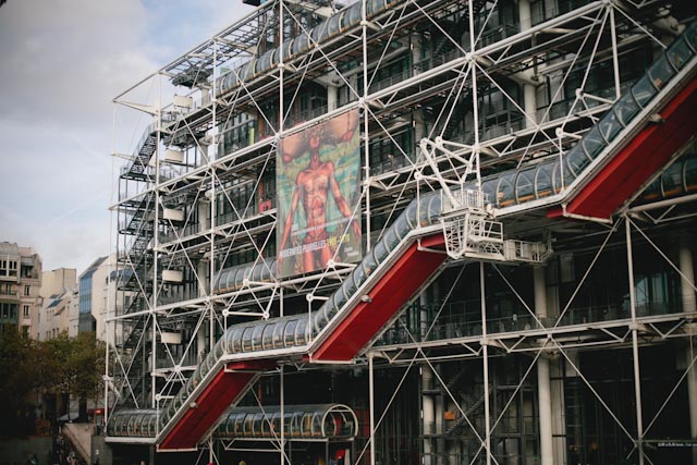 Centre Pompidou - The cat, you and us