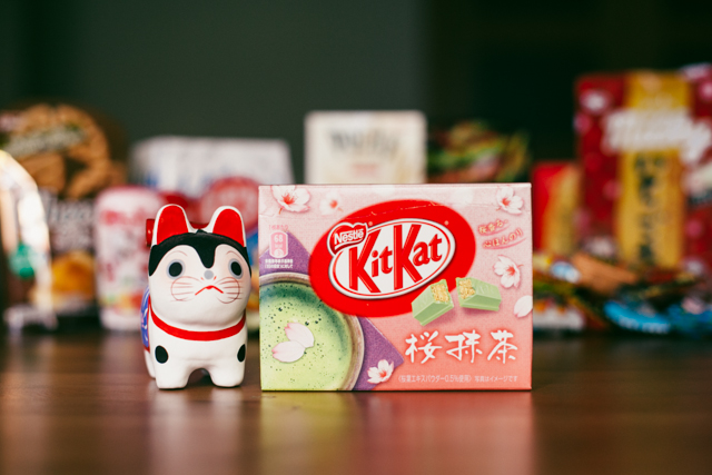 Sakura & matcha Kit Kat - The cat, you and us