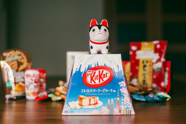 Strawberry cheesecake Kit Kat - The cat, you and us