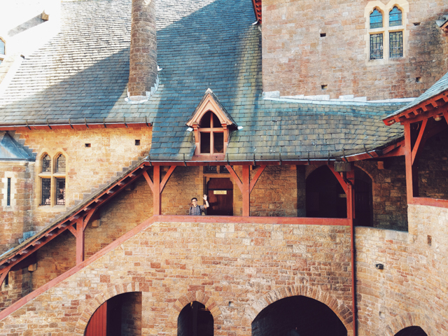Castel Coch - The cat, you and us
