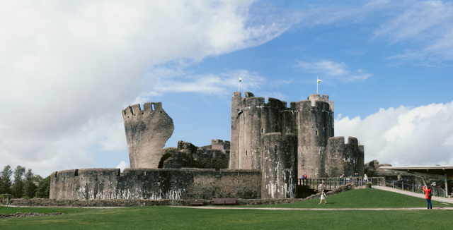 Caerphilly castle - The cat, you and us