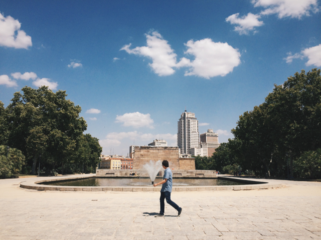 Debod temple Madrid - The cat, you and us