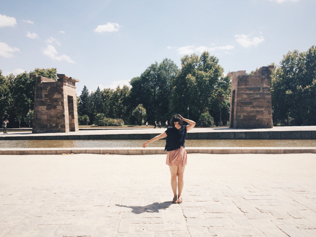 Debod temple Madrid - The cat, you and us