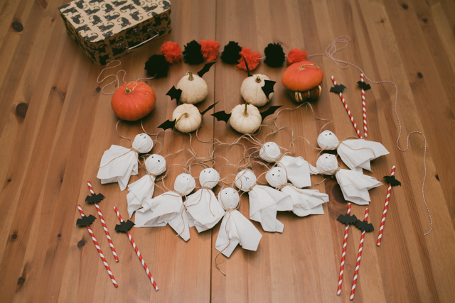 Halloween super easy DIY decor - The cat, you and us