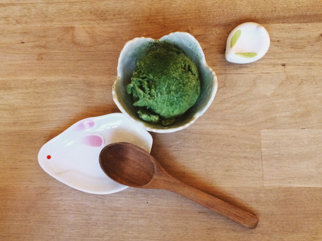 Usagui green matcha ice-cream - The cat, you and us