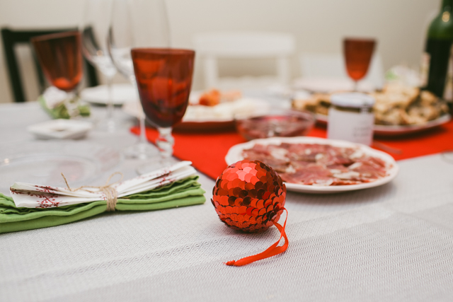 Christmas table 2015 - Th cat, you and us