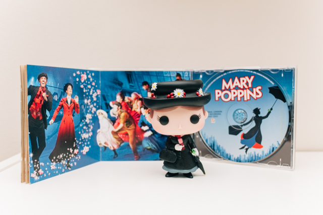 Mary Poppins collection - The cat, you and us