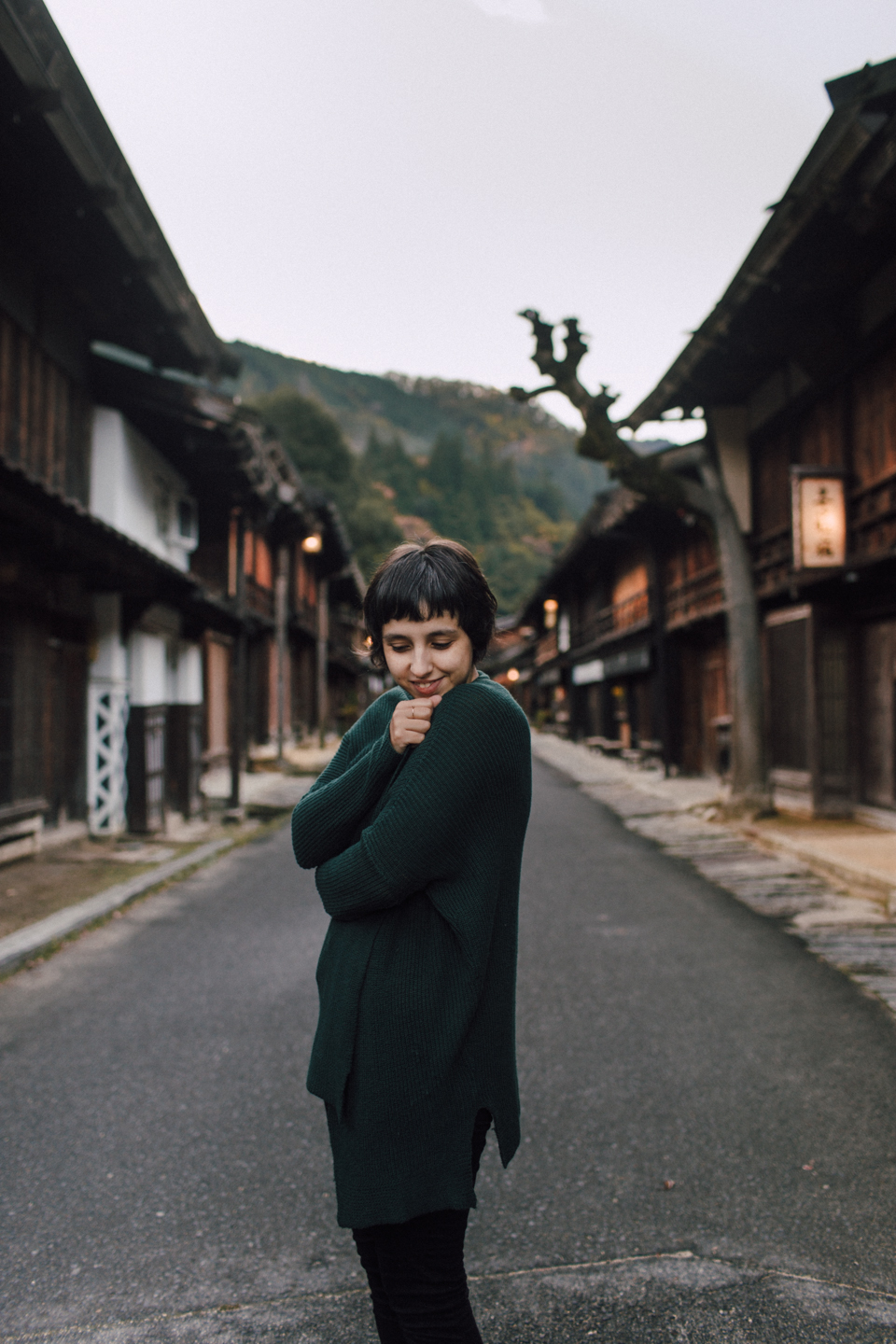 Tsumago in the morning - The cat, you and us