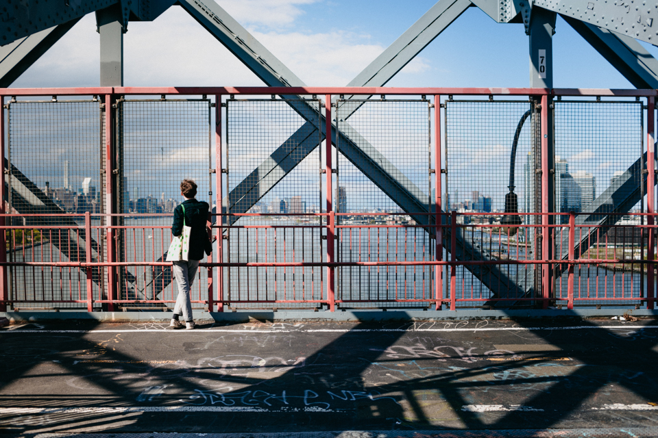 Williamsburg bridge - The cat, you and us