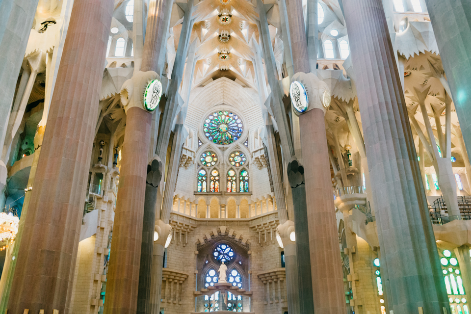 Sagrada Familia colorful interior - The cat, you and us