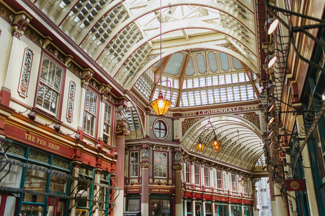 Leadenhall market - The cat, you and us