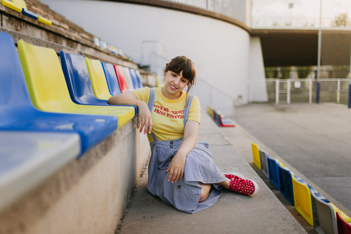 Birthday colorful chairs stadium Barcelona - The cat, you and us