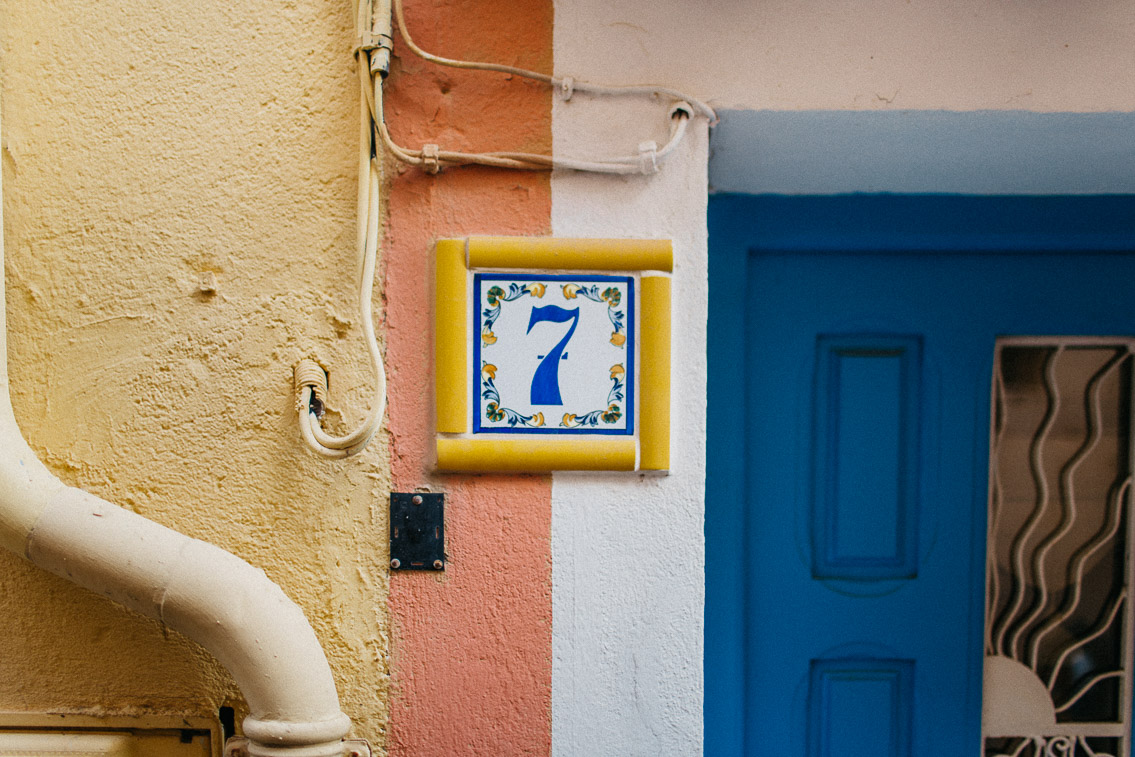 Collioure colorful houses - The cat, you and us