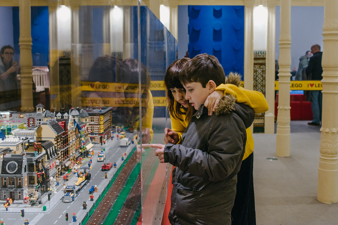 Lego exhibition Madrid - The cat, you and us