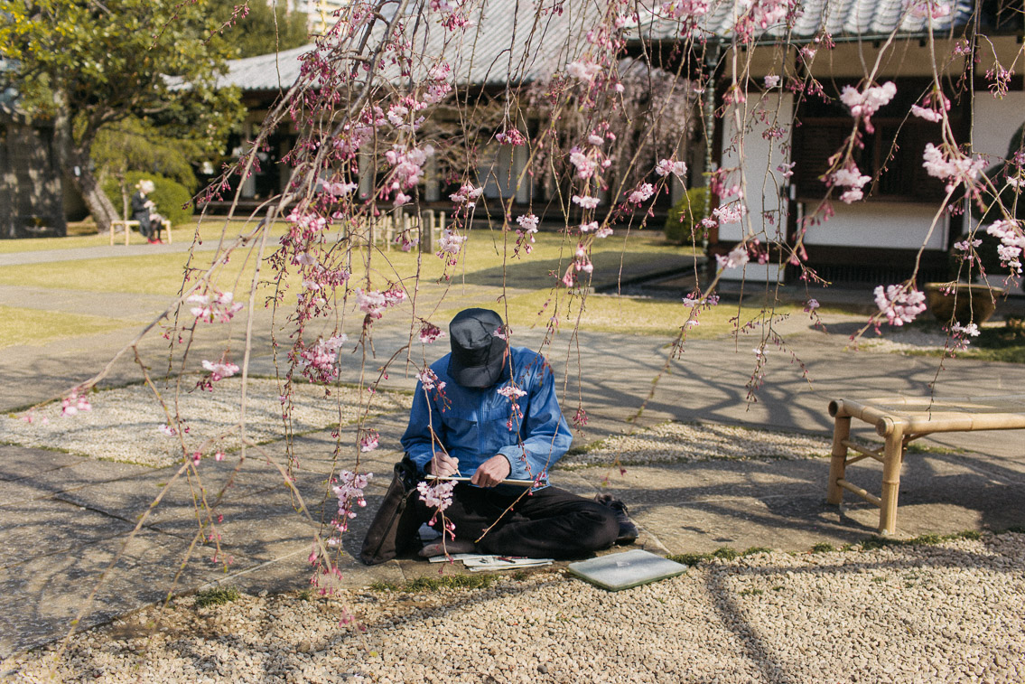 Yanaka Tennoji Temple - The cat, you and us