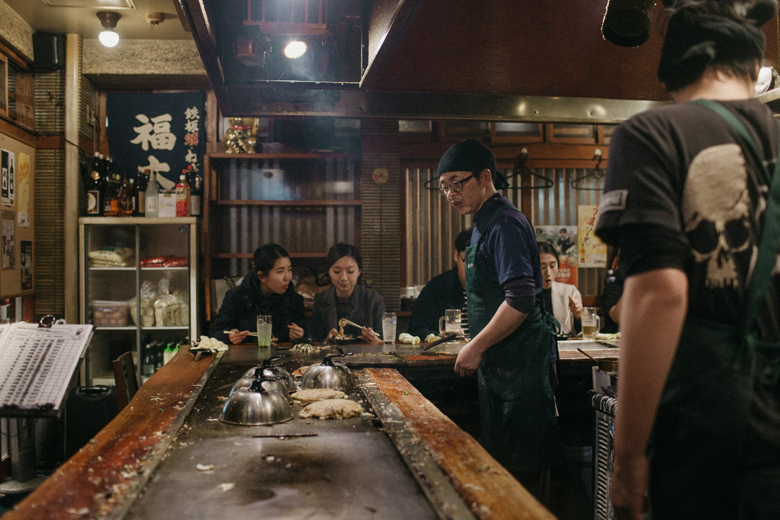 Osaka Okonomiyaki Fukutaro - The cat, you and us