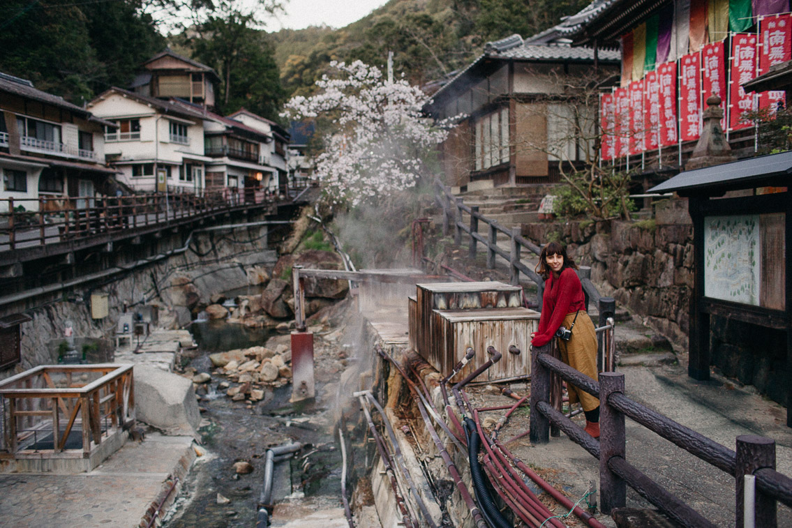 Yunomine Onsen Wakayama - The cat, you and us