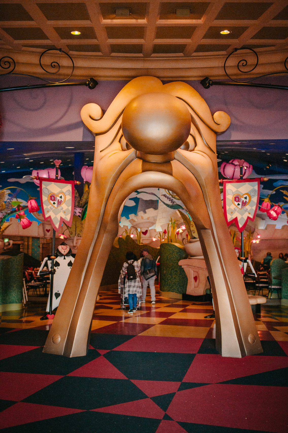 Tokyo Disneyland Queen of Hearts Banquet Hall - The cat, you and us