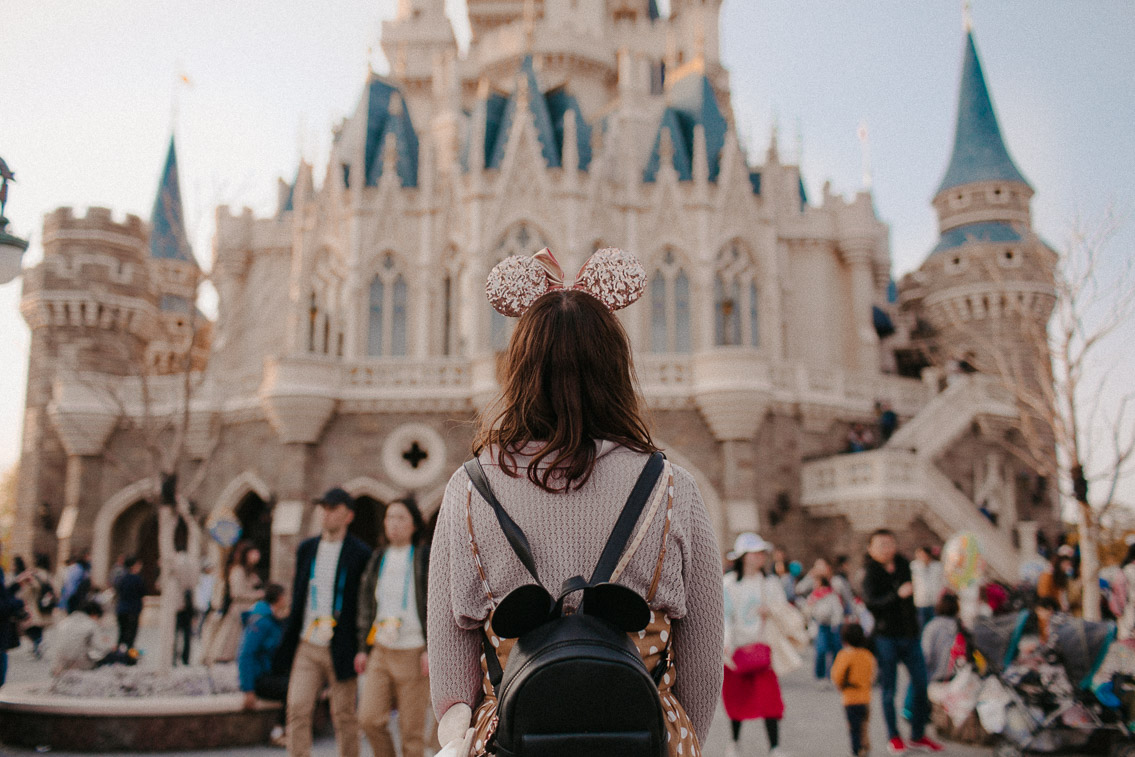 Tokyo Disneyland - The cat, you and us