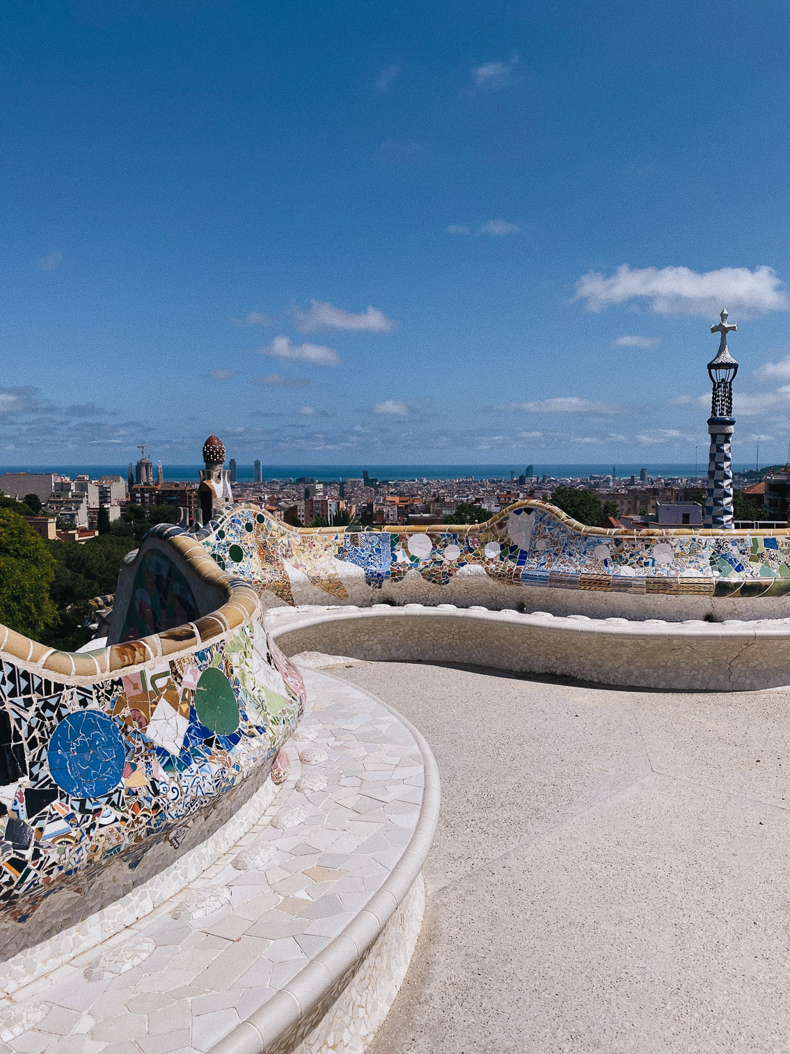 Park Guell Barcelona 2020 - The cat, you and us