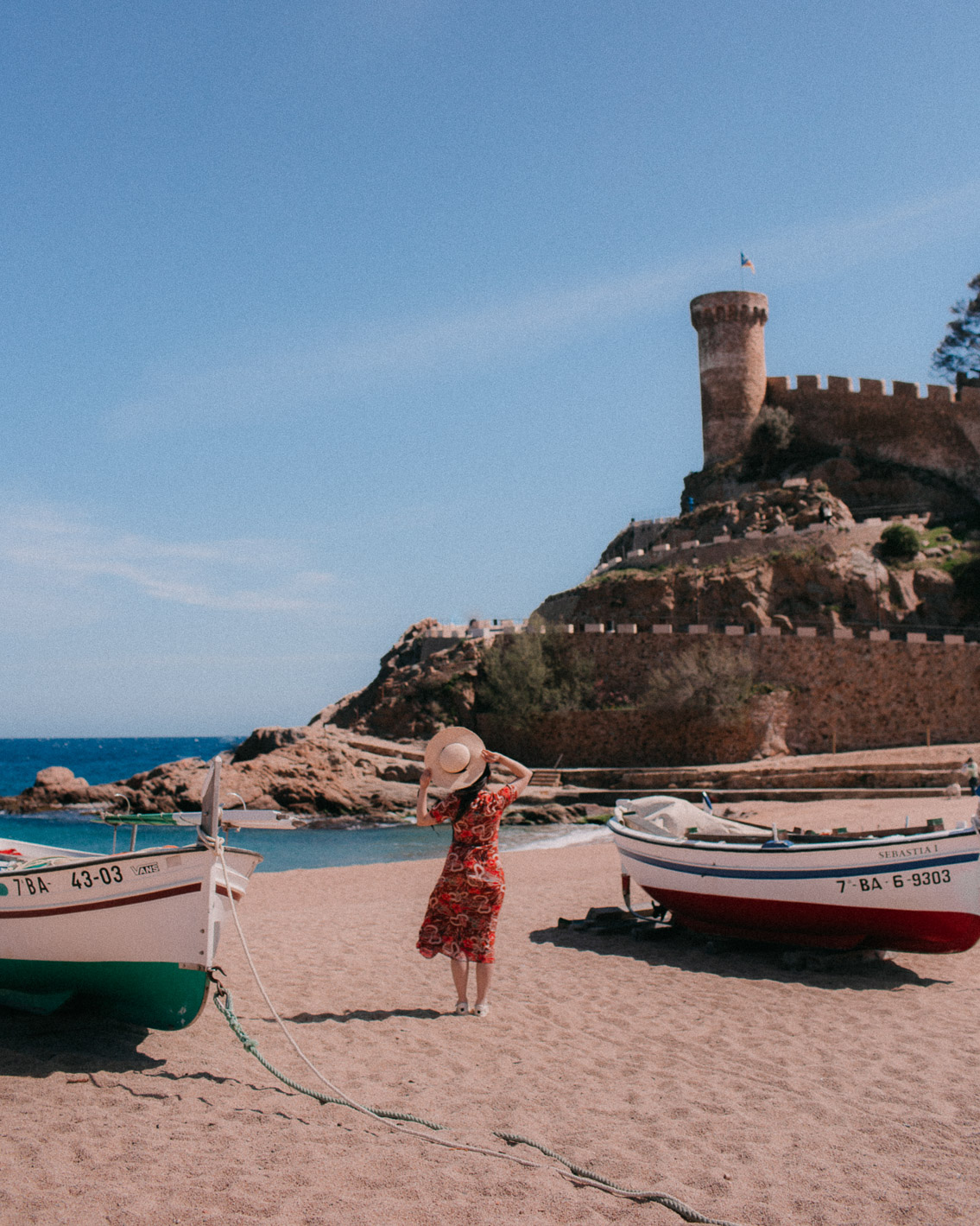 Platja Gran Tossa de Mar - The cat, you and us